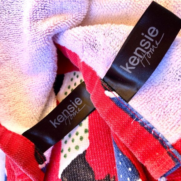 Kensie Home Christmas Tea Hand Towels Dachshund Dogs Set of 2 - Picture 6 of 13